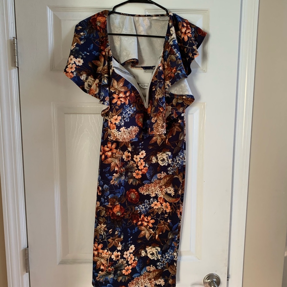 Off the shoulder sweet hart dress
